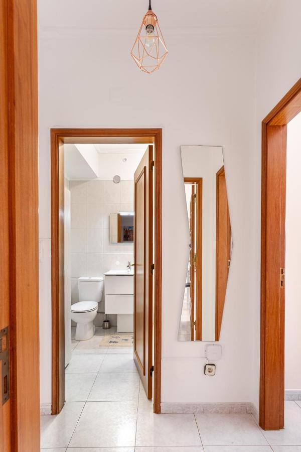 Joivy Deluxe Apt With Terrace In Costa Da Caprica كوستا دا كاباريكا المظهر الخارجي الصورة
