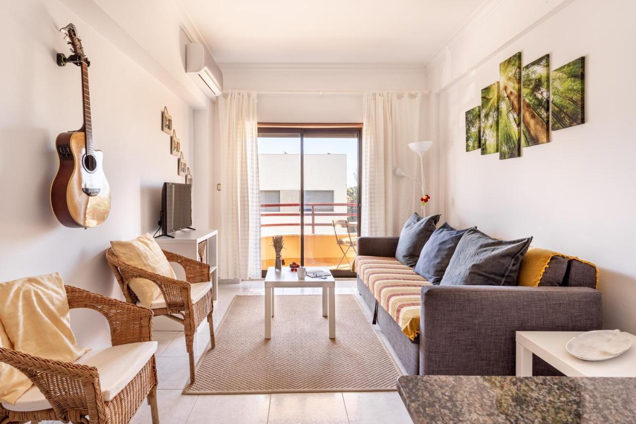 Joivy Deluxe Apt With Terrace In Costa Da Caprica كوستا دا كاباريكا المظهر الخارجي الصورة